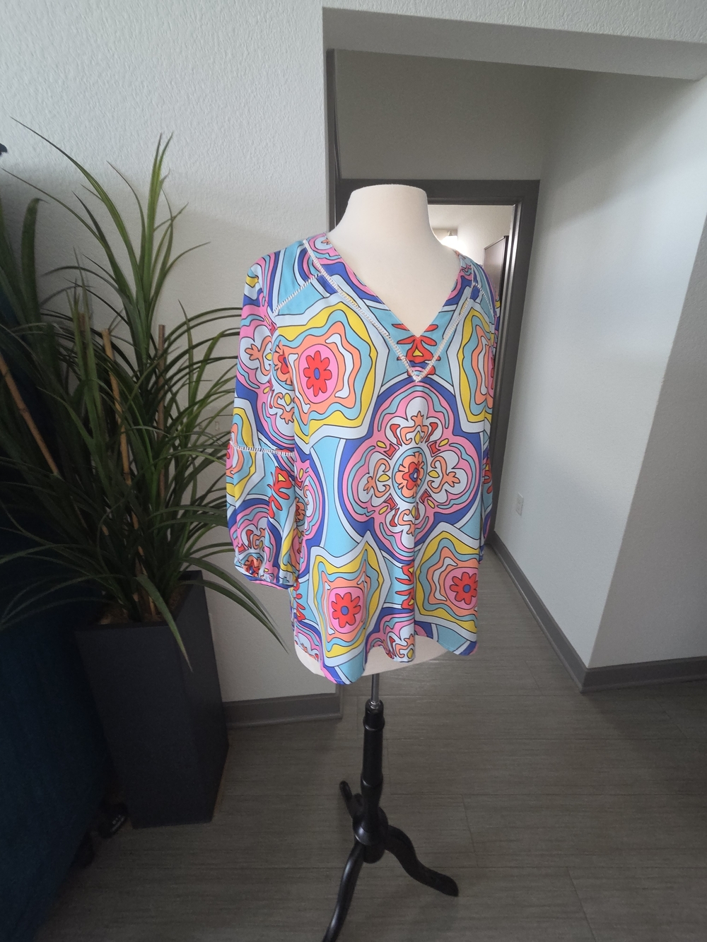 Crosby by Mollie Burch Floral Print Top in Pastel Multi